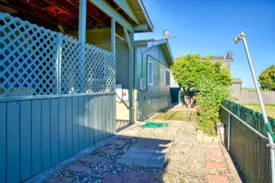 4 Marsh Court, Lodi, CA 95242 - Photo 35