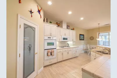 9216 Forestberry Way, El Dorado Hills, CA 95762 - Photo 9
