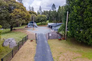 7131 Mt Aukum Rd, Somerset, CA 95684 - Photo 11