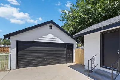 365 E Main Street, Merced, CA 95340 - Photo 23