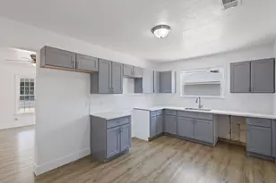 365 E Main St, Merced, CA 95340 - Photo 9