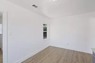365 E Main Street, Merced, CA 95340 - Photo 11