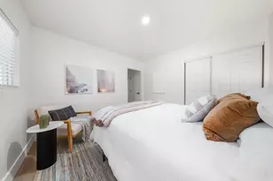 6054 Outlook Ave, Oakland, CA 94605 - Photo 13