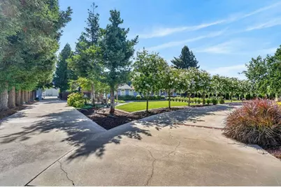 310 S Bern Avenue, Stockton, CA 95215 - Photo 7