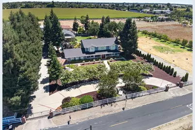 310 S Bern Avenue, Stockton, CA 95215 - Photo 15