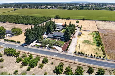 310 S Bern Avenue, Stockton, CA 95215 - Photo 19