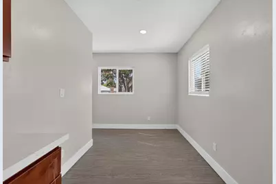 2641 Norwood Avenue, Sacramento, CA 95815 - Photo 25