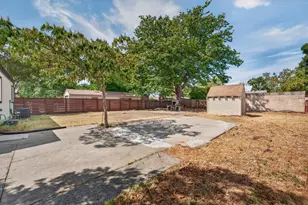 2641 Norwood Ave, Sacramento, CA 95815 - Photo 29