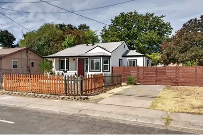 2641 Norwood Avenue, Sacramento, CA 95815 - Photo 1