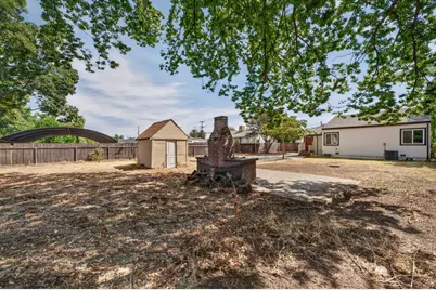 2641 Norwood Avenue, Sacramento, CA 95815 - Photo 35