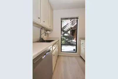 722 Woodside Lane #1, Sacramento, CA 95825 - Photo 11