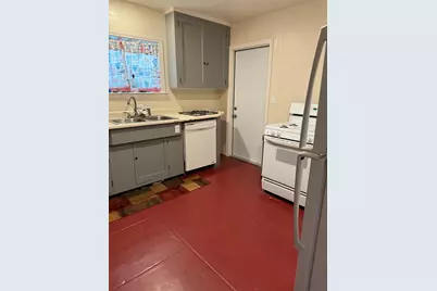134 W Park Street, Stockton, CA 95202 - Photo 11