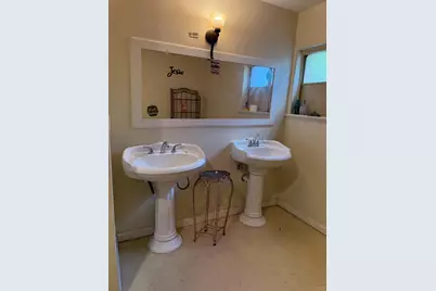 134 W Park Street, Stockton, CA 95202 - Photo 15