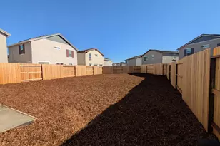 7709 Deer Mouse Wy, Sacramento, CA 95829 - Photo 31