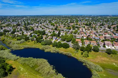 4950 Adalis Drive, Elk Grove, CA 95758 - Photo 39