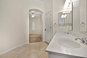 4950 Adalis Dr, Elk Grove, CA 95758 - Photo 19