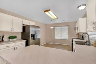128 Chardonnay St, Los Banos, CA 93635 - Photo 9