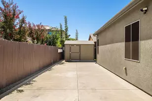 1018 Glen Abbey Dr, Manteca, CA 95336 - Photo 57
