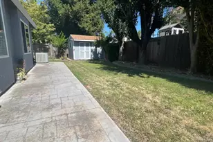 3233 Mayten Way, Elk Grove, CA 95758 - Photo 19
