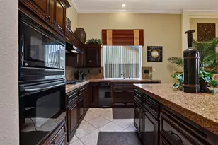 3729 Lake Terrace Dr, Elk Grove, CA 95758 - Photo 17