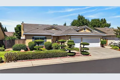 3729 Lake Terrace Drive, Elk Grove, CA 95758 - Photo 5