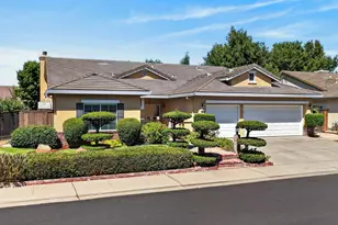 3729 Lake Terrace Dr, Elk Grove, CA 95758 - Photo 5