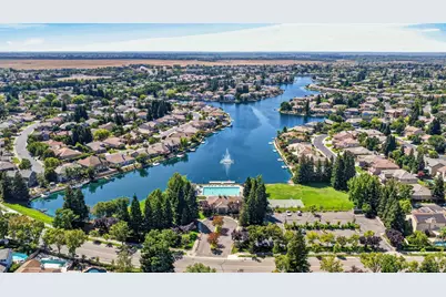 3729 Lake Terrace Drive, Elk Grove, CA 95758 - Photo 67