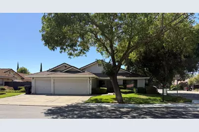 575 Amberina Drive, Patterson, CA 95363 - Photo 1
