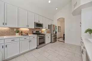 5825 Oak Pl Ct, Fair Oaks, CA 95628 - Photo 13