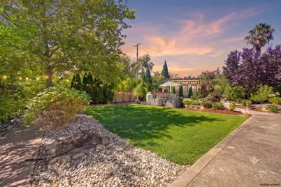 5825 Oak Place Court, Fair Oaks, CA 95628 - Photo 55