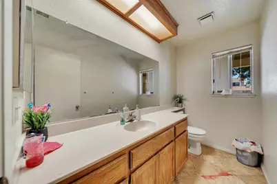 3304 Waynesboro Court, Ceres, CA 95307 - Photo 9