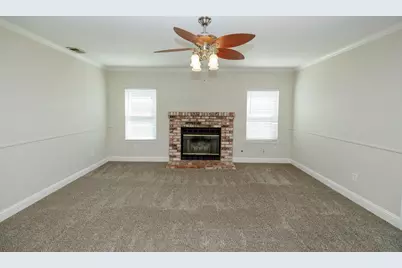 1513 Ullrey Avenue, Escalon, CA 95320 - Photo 17