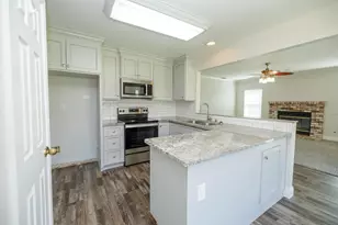 1513 Ullrey Ave, Escalon, CA 95320 - Photo 27