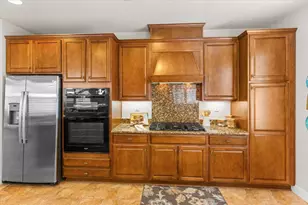 2053 Shady Oak St, Manteca, CA 95336 - Photo 7