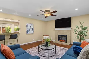 8908 Twin Falls Dr, Sacramento, CA 95826 - Photo 17