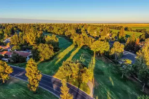 1 Clubhouse Dr, El Macero, CA 95618 - Photo 9