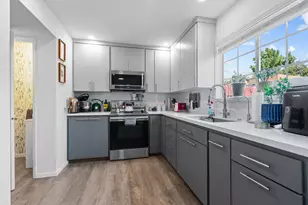 7706 La Mancha Way, Sacramento, CA 95823 - Photo 1