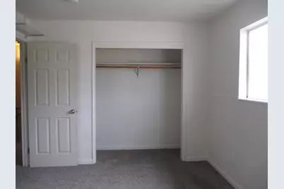 8512 Acapulco Way, Stockton, CA 95210 - Photo 15