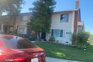 8512 Acapulco Way, Stockton, CA 95210 - Photo 19