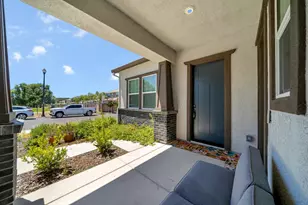 1056 Elite St, Roseville, CA 95747 - Photo 9