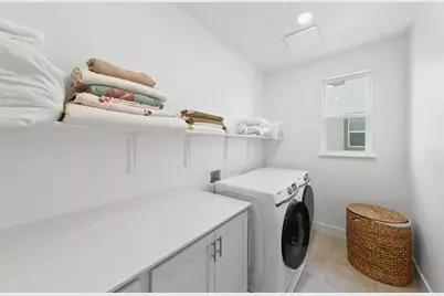 8021 Gwinn Circle, Elk Grove, CA 95757 - Photo 45