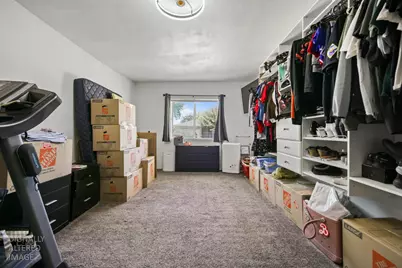 631 S Oro Avenue, Stockton, CA 95215 - Photo 21