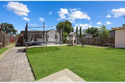 631 S Oro Avenue, Stockton, CA 95215 - Photo 33