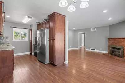 3912 Henderson Way, Carmichael, CA 95608 - Photo 17
