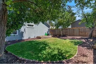 9024 Beryl Creek Way, Elk Grove, CA 95758 - Photo 37