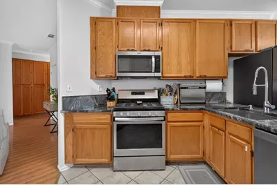 9024 Beryl Creek Way, Elk Grove, CA 95758 - Photo 17