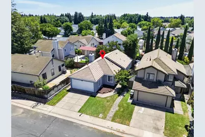 9024 Beryl Creek Way, Elk Grove, CA 95758 - Photo 43