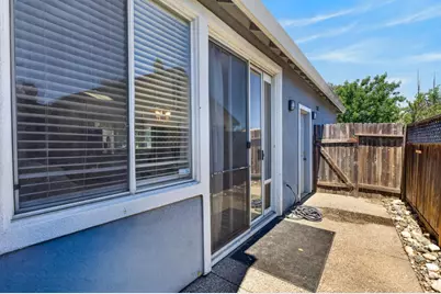 9024 Beryl Creek Way, Elk Grove, CA 95758 - Photo 41