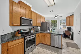 9024 Beryl Creek Way, Elk Grove, CA 95758 - Photo 13