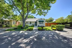 1725 50th St, Sacramento, CA 95819 - Photo 3